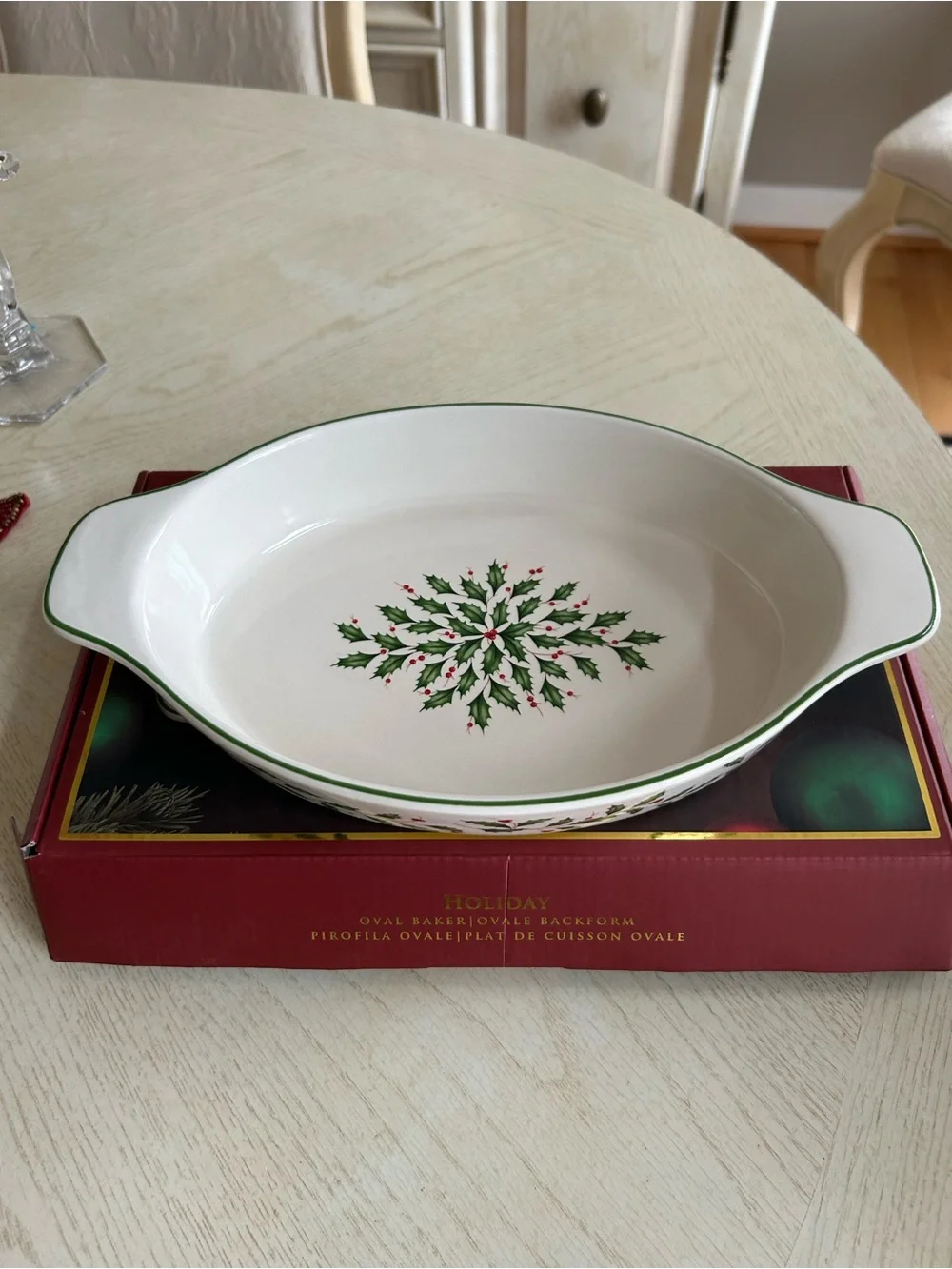 Lenox Holiday Oval Baker